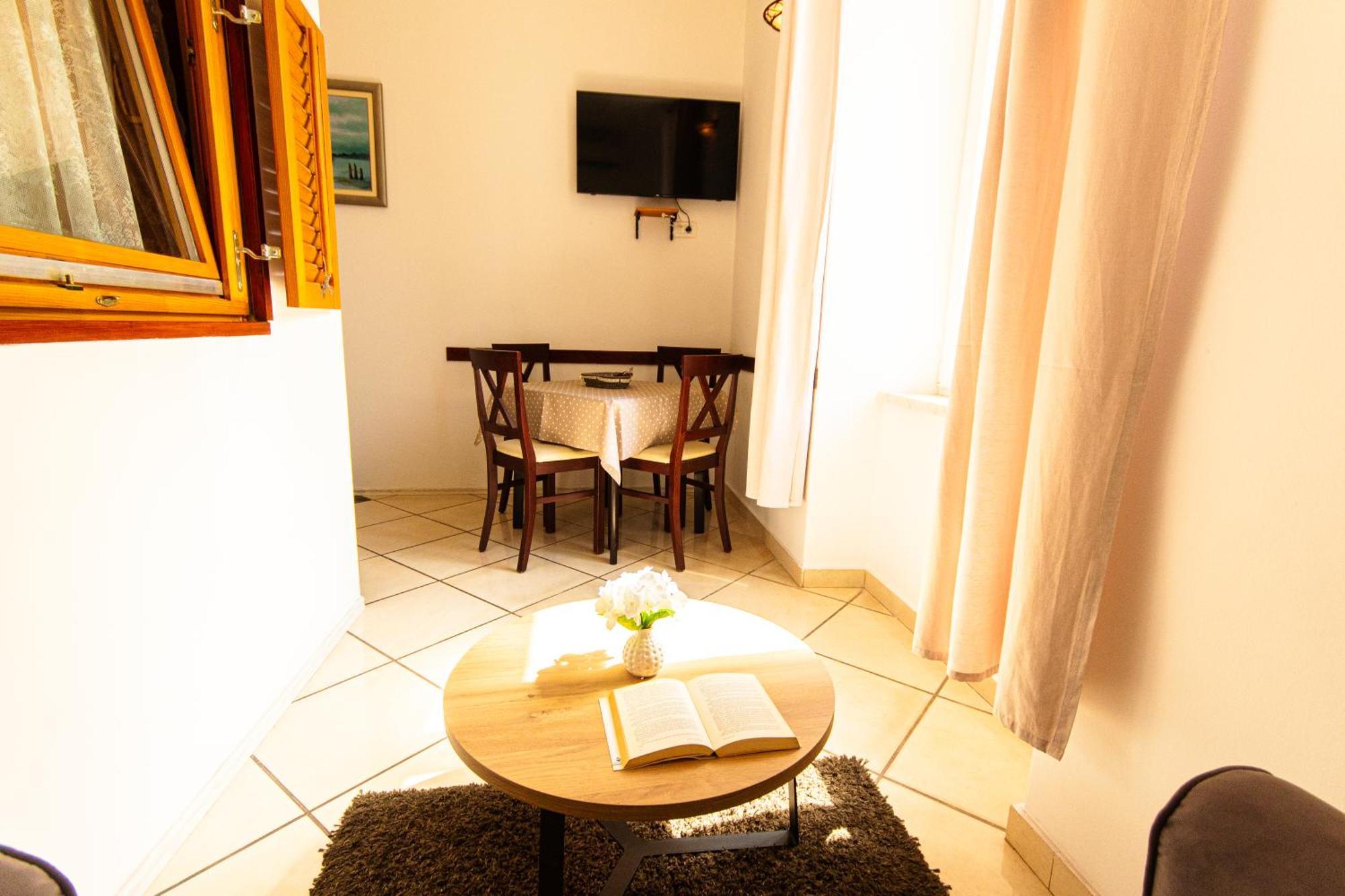 Center Tres Jolie Apartment, Old Town Split Buitenkant foto